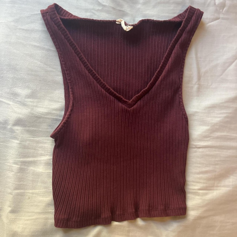 Aeropostale Burgundy Ribbed Cropped Tank, Size Large